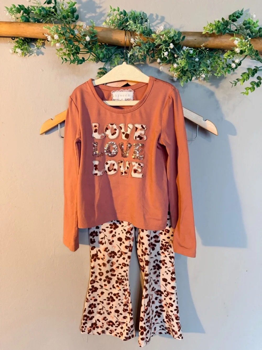 3T "LOVE" Leopard Kids Matching Set - Picture 1 of 6